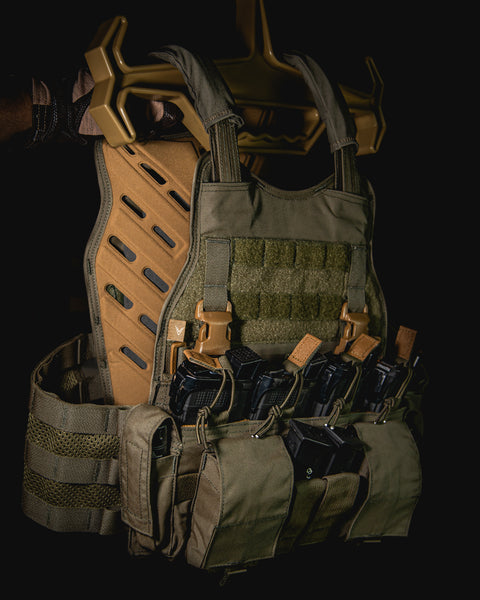 レプリカ品 WOSPORT VELOCITY SYSTEMSタイプ SCARAB Velocity Systems Mayflower SCARAB™ SC3 Plate Carrier – Offbase